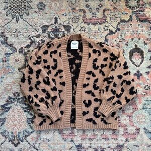 Abercrombie & Fitch Cheetah Print Cardigan
